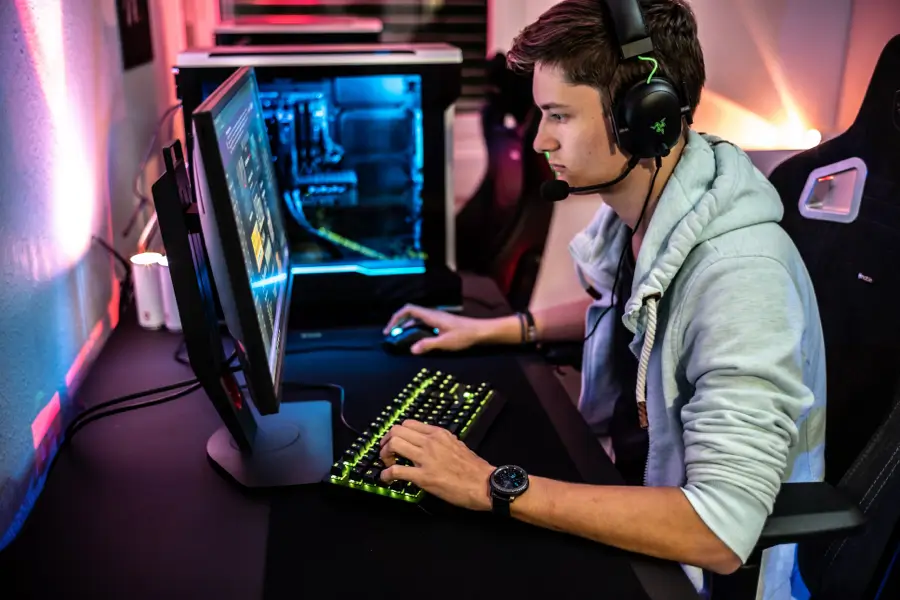 How Light Guides Player Attention